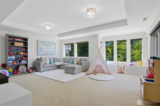 11022 SE 61st Place, Bellevue, WA 98006