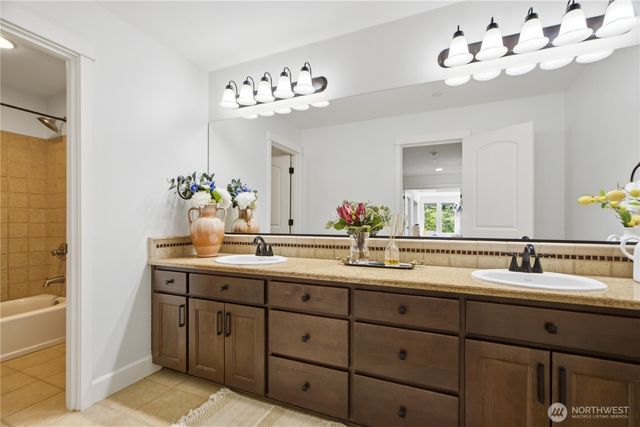 11022 SE 61st Place, Bellevue, WA 98006