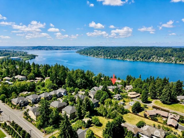 11022 SE 61st Place, Bellevue, WA 98006