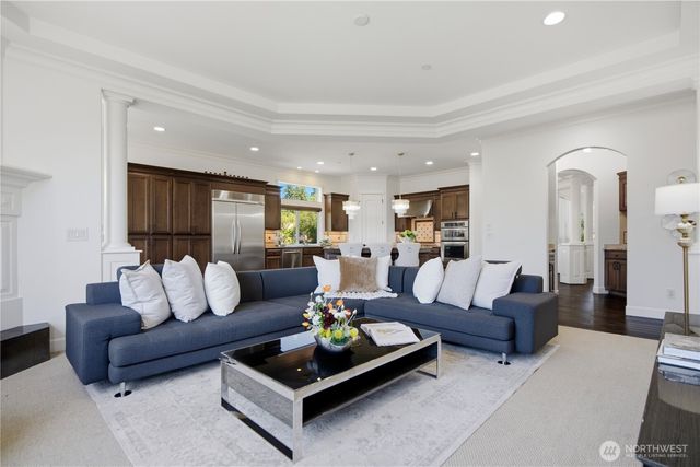 11022 SE 61st Place, Bellevue, WA 98006