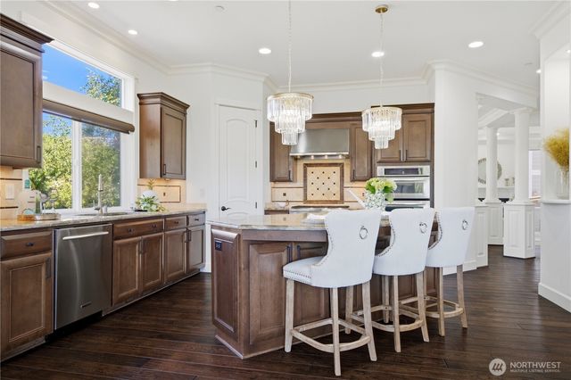 11022 SE 61st Place, Bellevue, WA 98006
