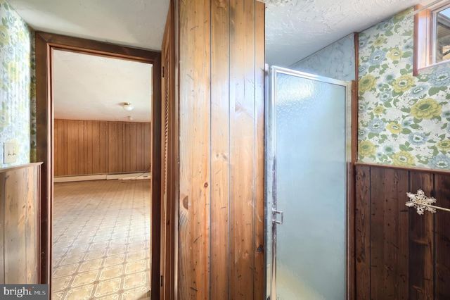 4270 NURSERY RD, Dover, PA 17315