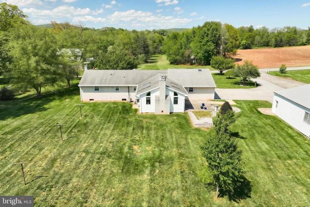 4270 NURSERY RD, Dover, PA 17315