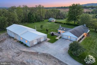 4270 NURSERY RD, Dover, PA 17315