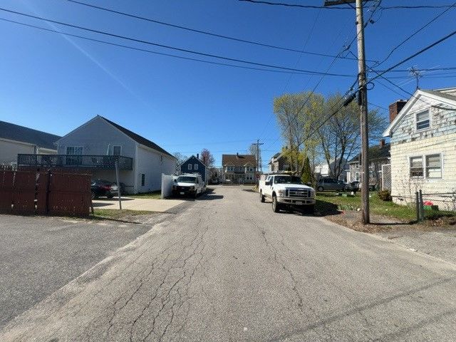16 Rufus Street, Pawtucket, RI 02860