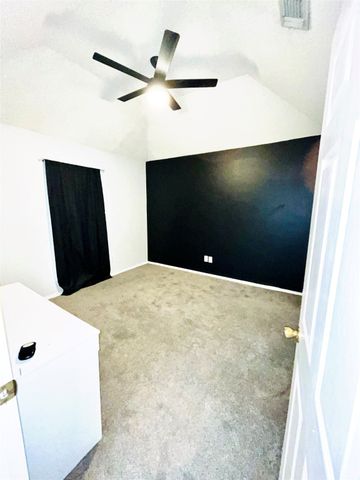 455 Timber Lakes, Powderly, TX 75473