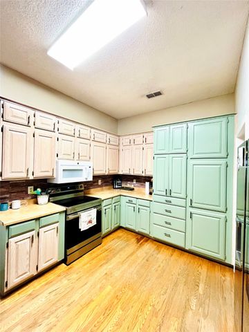 455 Timber Lakes, Powderly, TX 75473