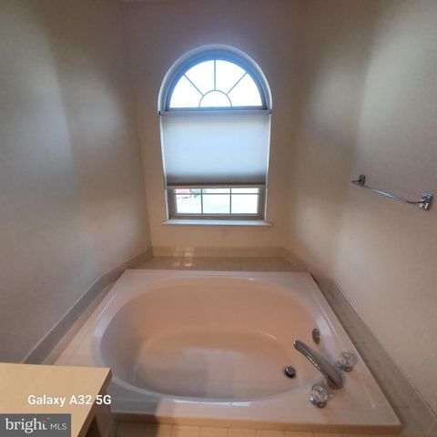 113 GLENNBROOK CT, Chalfont, PA 18914