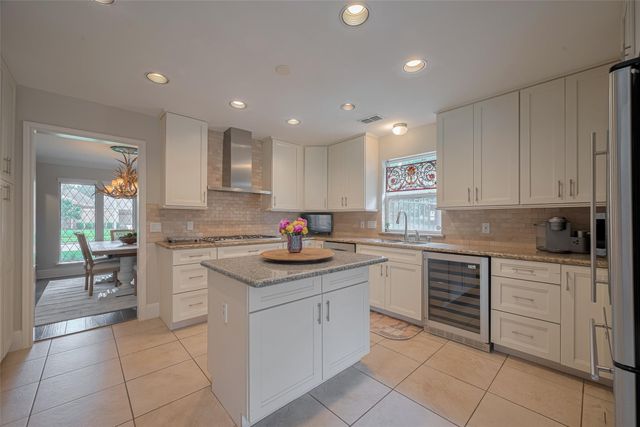 12214 Clearfork Drive, Houston, TX 77077