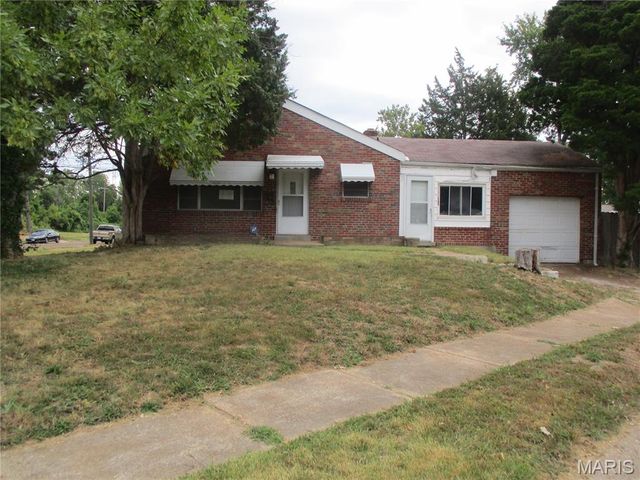 8450 Kempland Place, University City, MO 63132