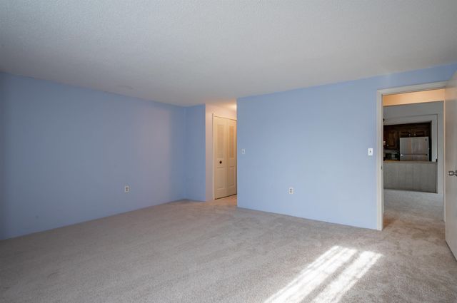 181 Cannongate Iii Road, Nashua, NH 03063