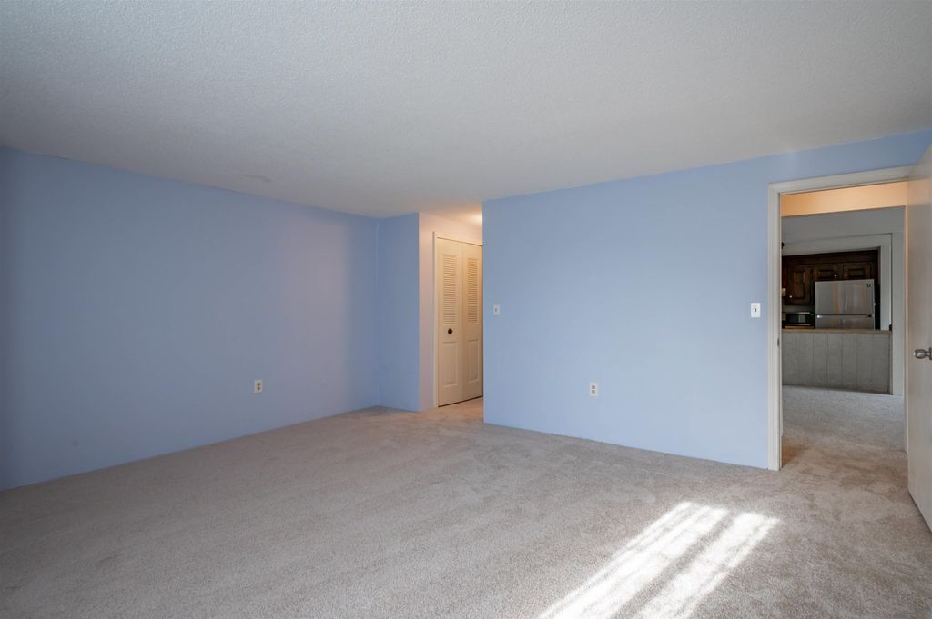 Image 15 of property listing at 181 Cannongate Iii Road, Nashua, NH 03063