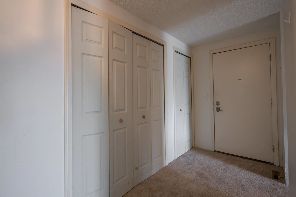 Image 21 of property listing at 181 Cannongate Iii Road, Nashua, NH 03063