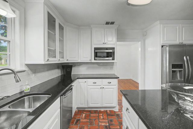 424 Albany Avenue, Shreveport, LA 71105