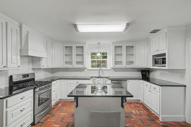 424 Albany Avenue, Shreveport, LA 71105