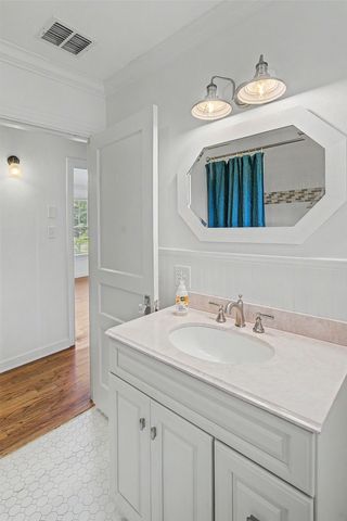 424 Albany Avenue, Shreveport, LA 71105