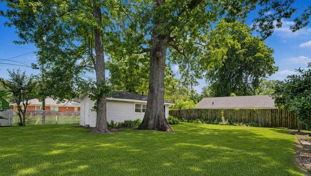 424 Albany Avenue, Shreveport, LA 71105