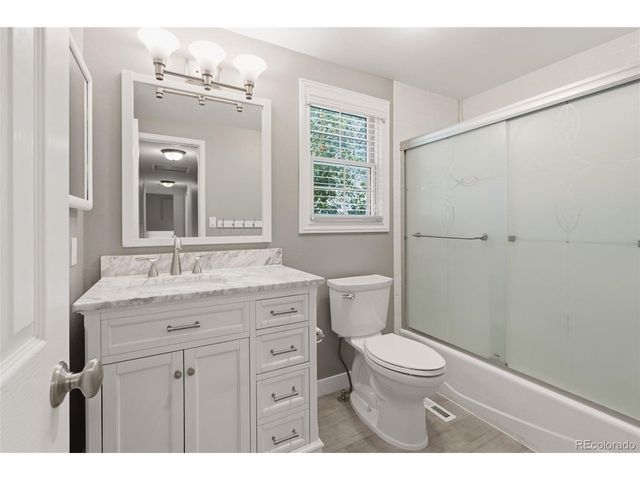 5497 E Hinsdale Pl, Centennial, CO 80122