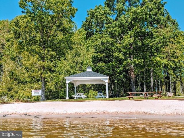 1958 WINCHESTER TRL, Mineral, VA 23117