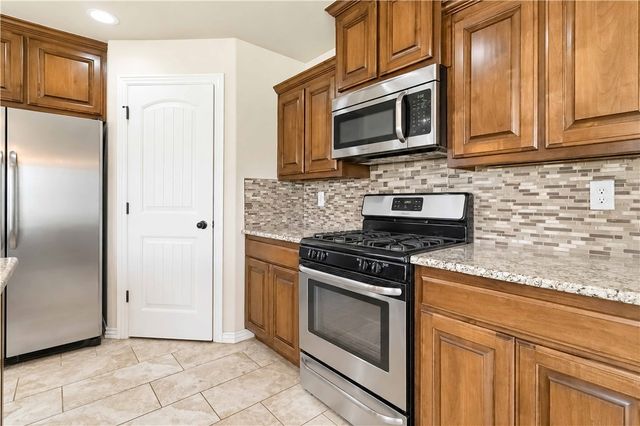 1900 SW Birch Street, Bentonville, AR 72713