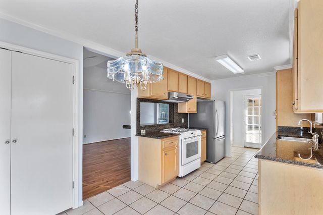 8018 Holiday Lane, Houston, TX 77075