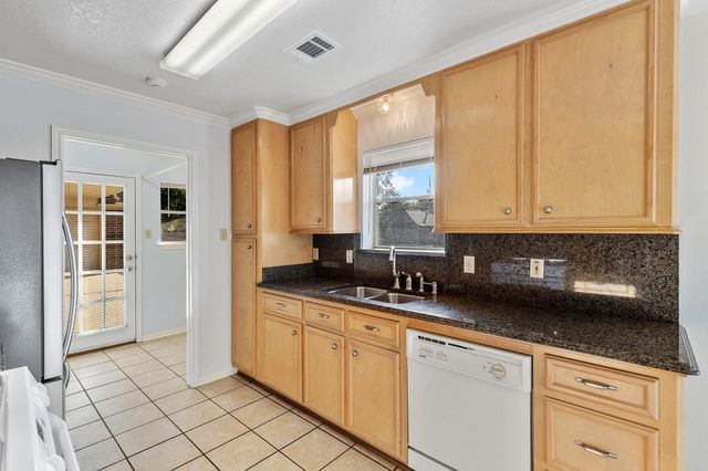 8018 Holiday Lane, Houston, TX 77075