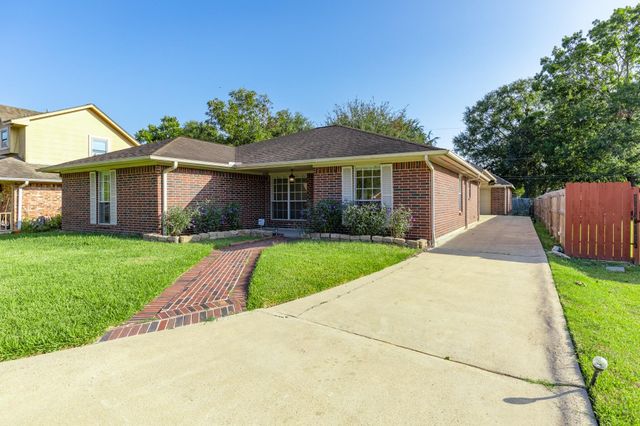 8018 Holiday Lane, Houston, TX 77075