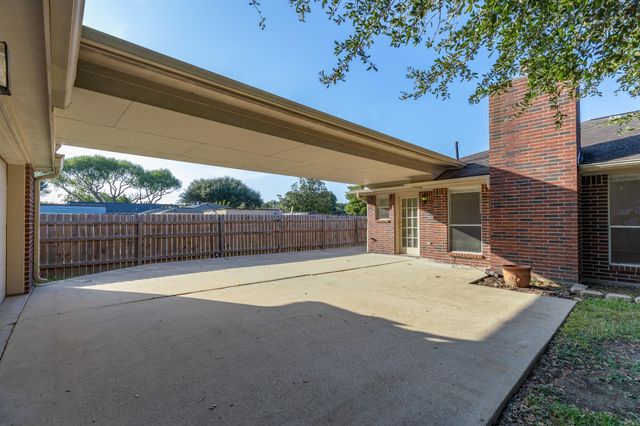 8018 Holiday Lane, Houston, TX 77075