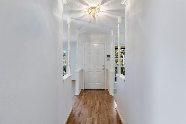 8018 Holiday Lane, Houston, TX 77075