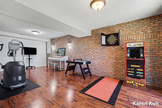 300 Haskins Court, Ada, MI 49301