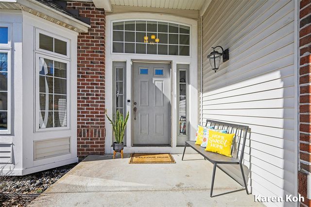 300 Haskins Court, Ada, MI 49301