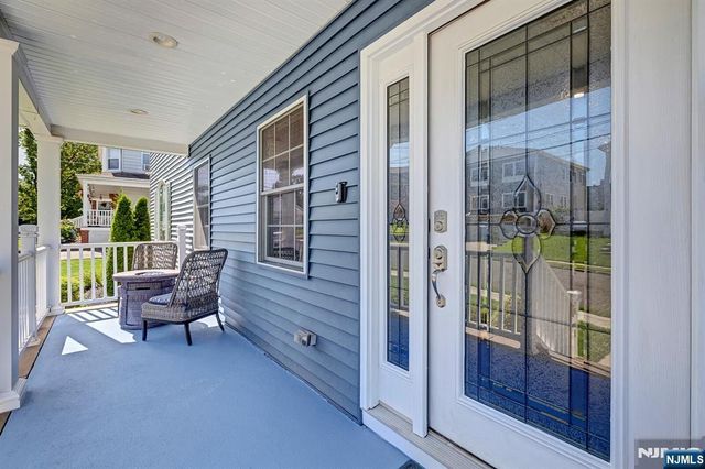 238 Walter Avenue, Hasbrouck Heights, NJ 07604