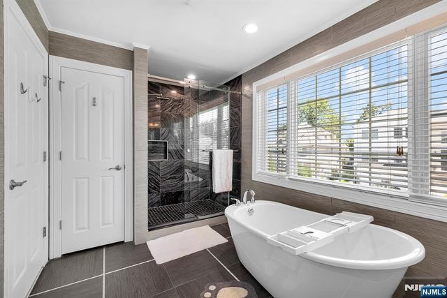 238 Walter Avenue, Hasbrouck Heights, NJ 07604
