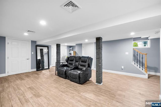 238 Walter Avenue, Hasbrouck Heights, NJ 07604