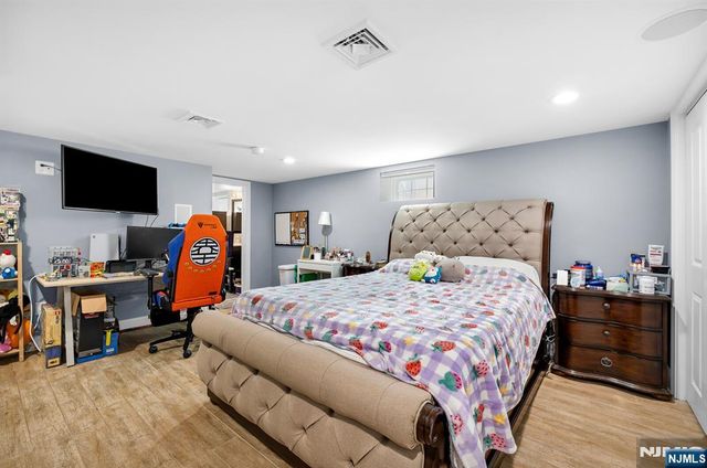 238 Walter Avenue, Hasbrouck Heights, NJ 07604
