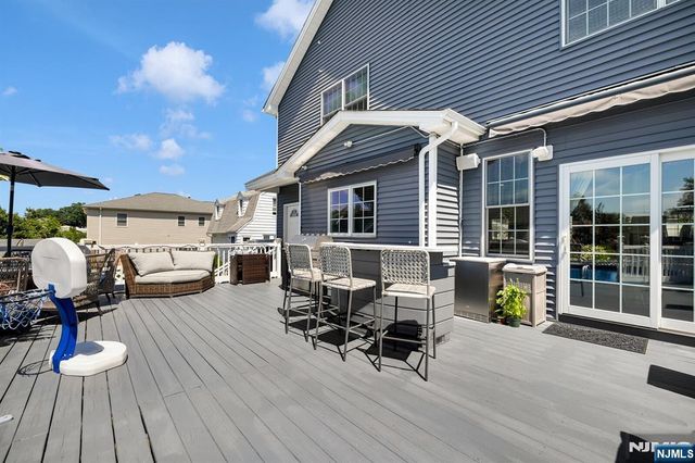238 Walter Avenue, Hasbrouck Heights, NJ 07604