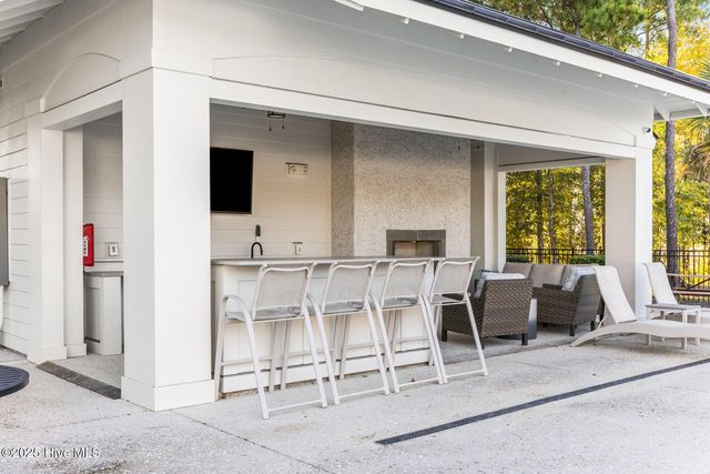 1712 Herons View Drive, Wilmington, NC 28401