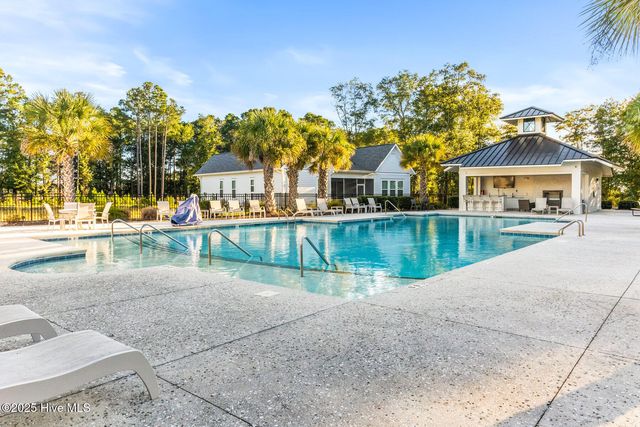 1712 Herons View Drive, Wilmington, NC 28401