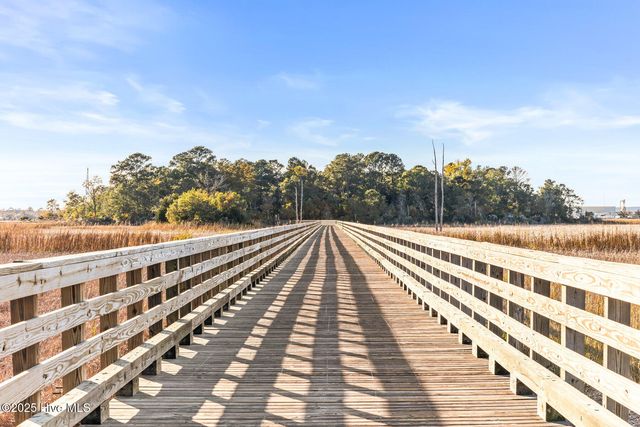 1712 Herons View Drive, Wilmington, NC 28401