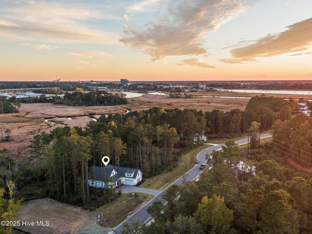 1712 Herons View Drive, Wilmington, NC 28401