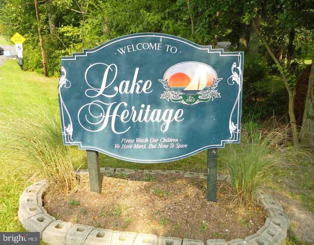 607 HERITAGE DR, Gettysburg, PA 17325