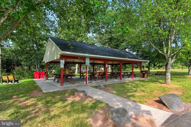 607 HERITAGE DR, Gettysburg, PA 17325