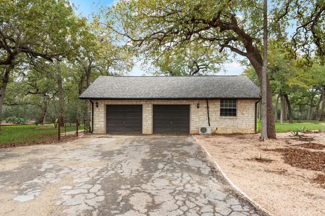 346 The Oaks BLVD, Elgin, TX 78621