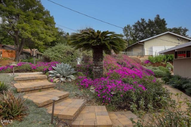 2472 Shields Street, La Crescenta, CA 91214