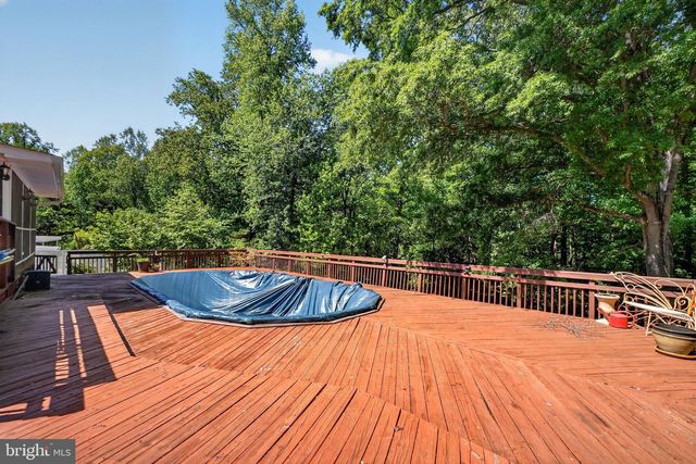 507 CLARKS RUN RD, La Plata, MD 20646