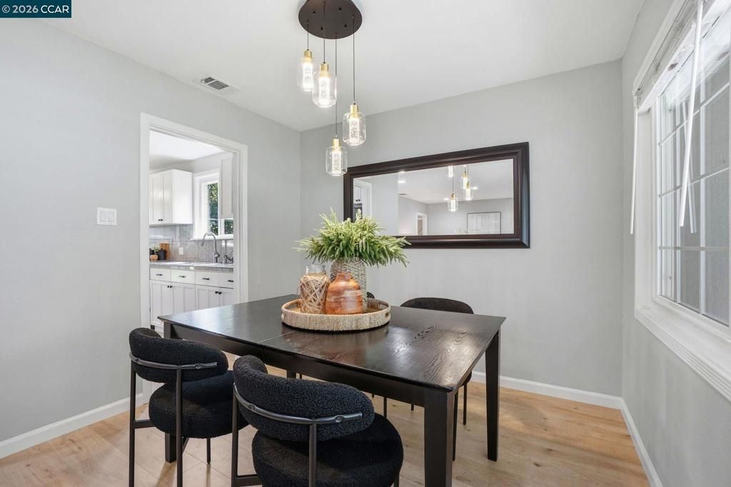 Image 16 of property listing at 172 Jennie Dr, Pleasant Hill, CA 94523