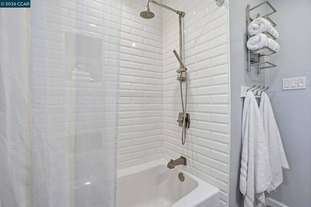 Image 31 of property listing at 172 Jennie Dr, Pleasant Hill, CA 94523