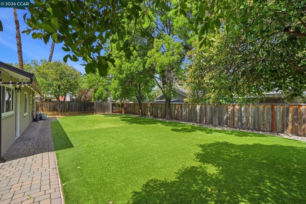 Image 39 of property listing at 172 Jennie Dr, Pleasant Hill, CA 94523