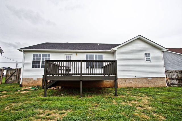 1276 Archwood Dr, Clarksville, TN 37042