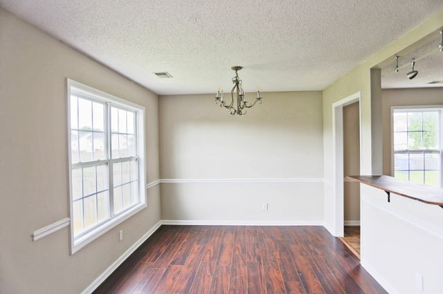 1276 Archwood Dr, Clarksville, TN 37042